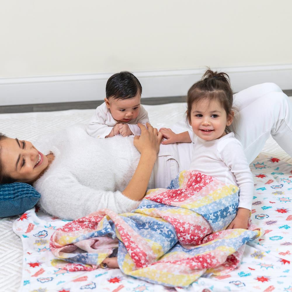 aden+anais ESSENTIALS Kołderka muślin WONDER WOMAN
